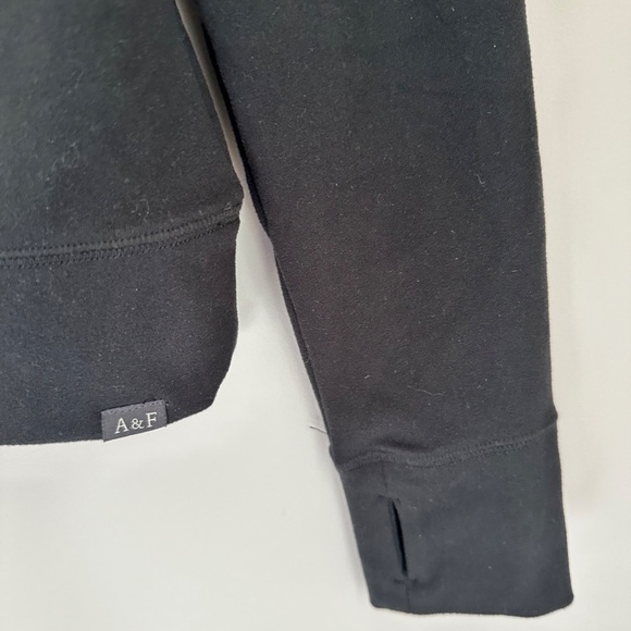 Abercrombie Kids Girls Black Half-Zip Activewear Fleece Jacket — Size 15/16 - Picture 3 of 5